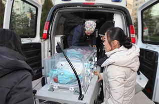 伊宁县妇婴监护型护送