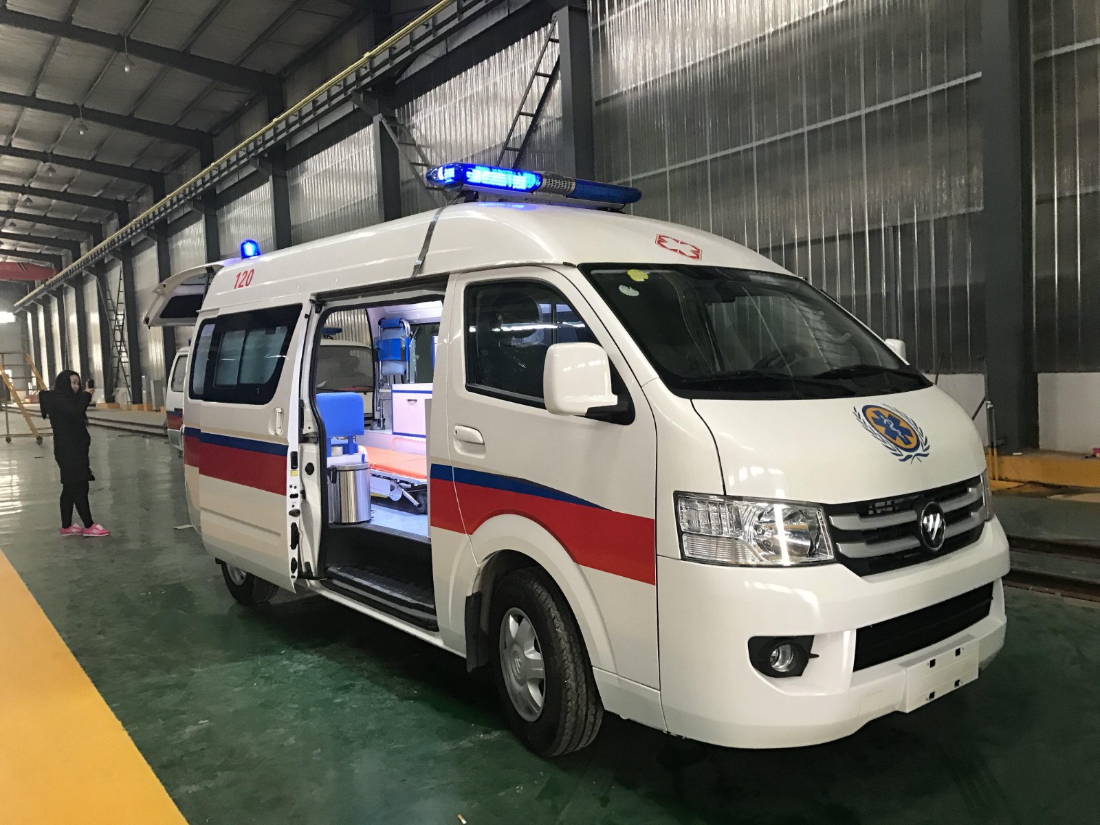 伊宁县救护车转院